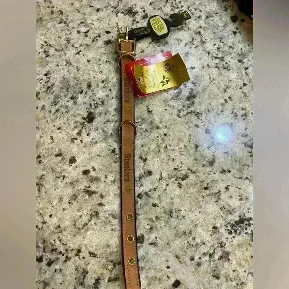 Leather PittsburgSteelers Dog Collar NWT - Picture 1 of 5